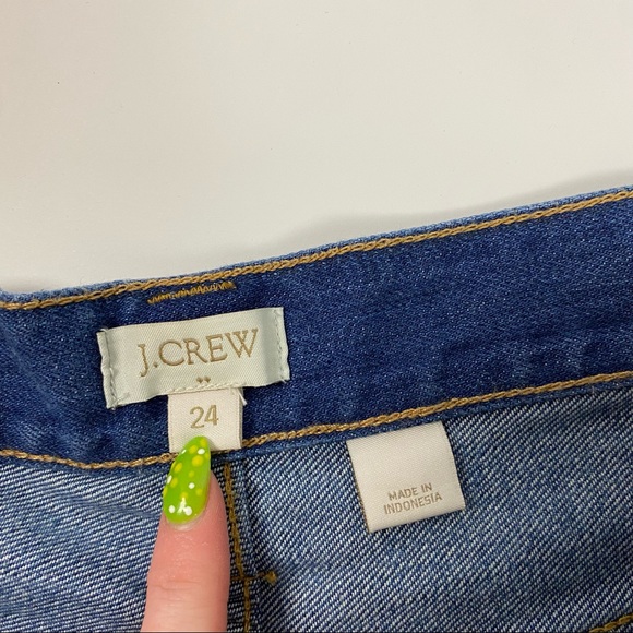 J Crew Medium Dark Wash Cuffed Denim Shorts Size 24 - Picture 8 of 12